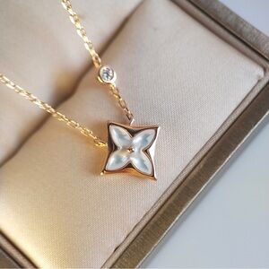Louis Vuitton Gold and White Flower Necklace